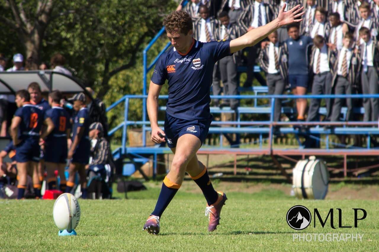 Grey-kollege maak dit drie uit drie teen besoekers