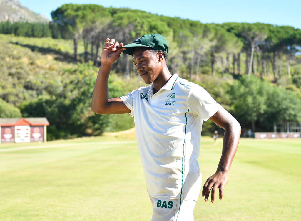 Five Star Mokoena hands SA u19 advantage on day one