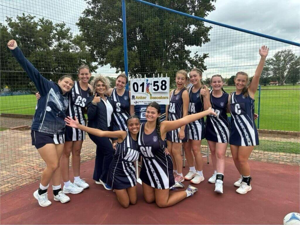 Potch Volkies en Gimmies, Wessies wys hul staal op netbalbaan