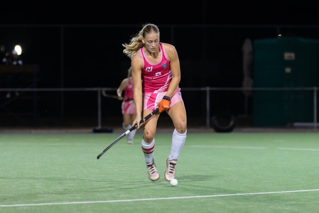 Rhenish back with a bang, Herschel wins Herschfield Derby