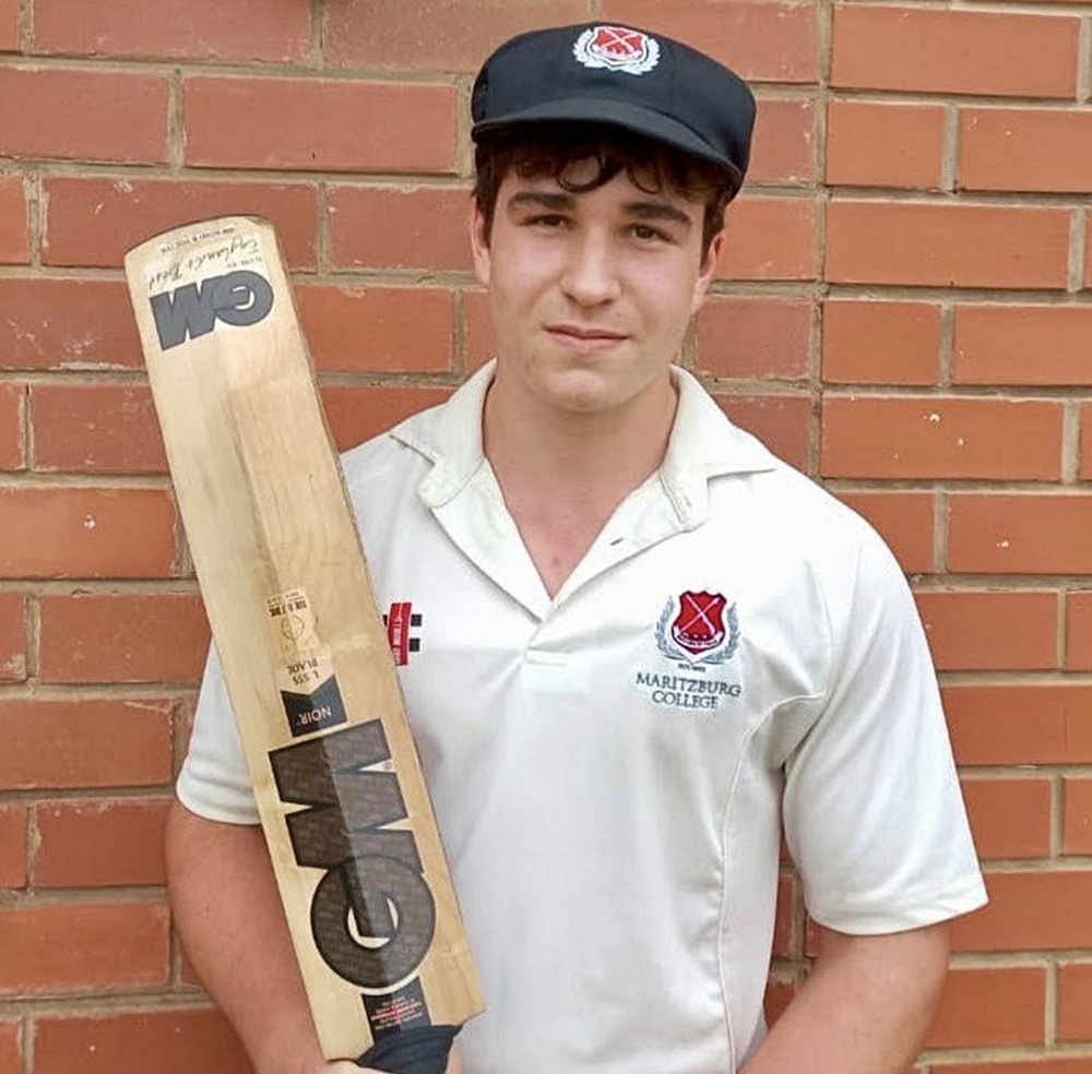 Jursa stars with the bat for College, Johnson shines with the ball for Clifton